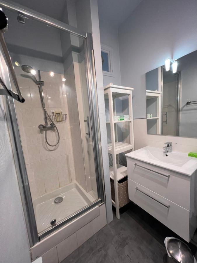 4 People+Free Street Parking+Cosy Centre Ville Apartment Руан Екстериор снимка