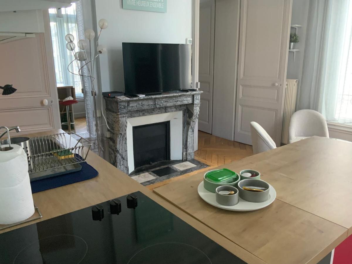 4 People+Free Street Parking+Cosy Centre Ville Apartment Руан Екстериор снимка
